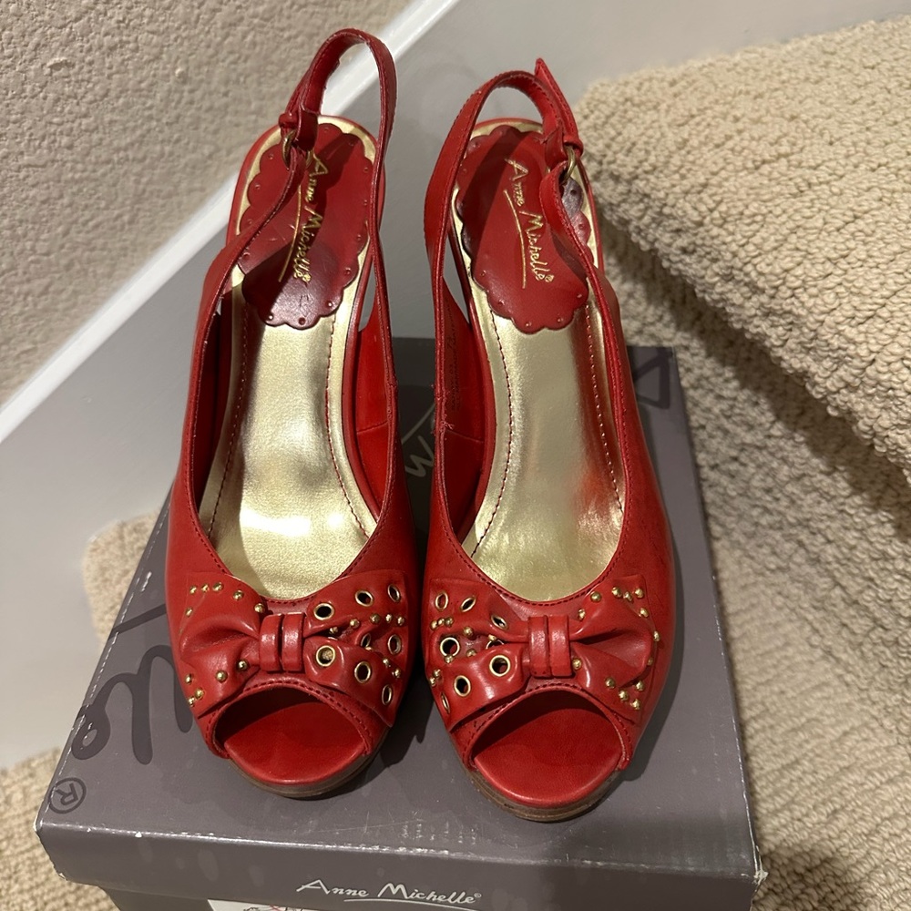 🌹Anne Michelle Red Peep-Toe Heels with Bow 🎁♥️